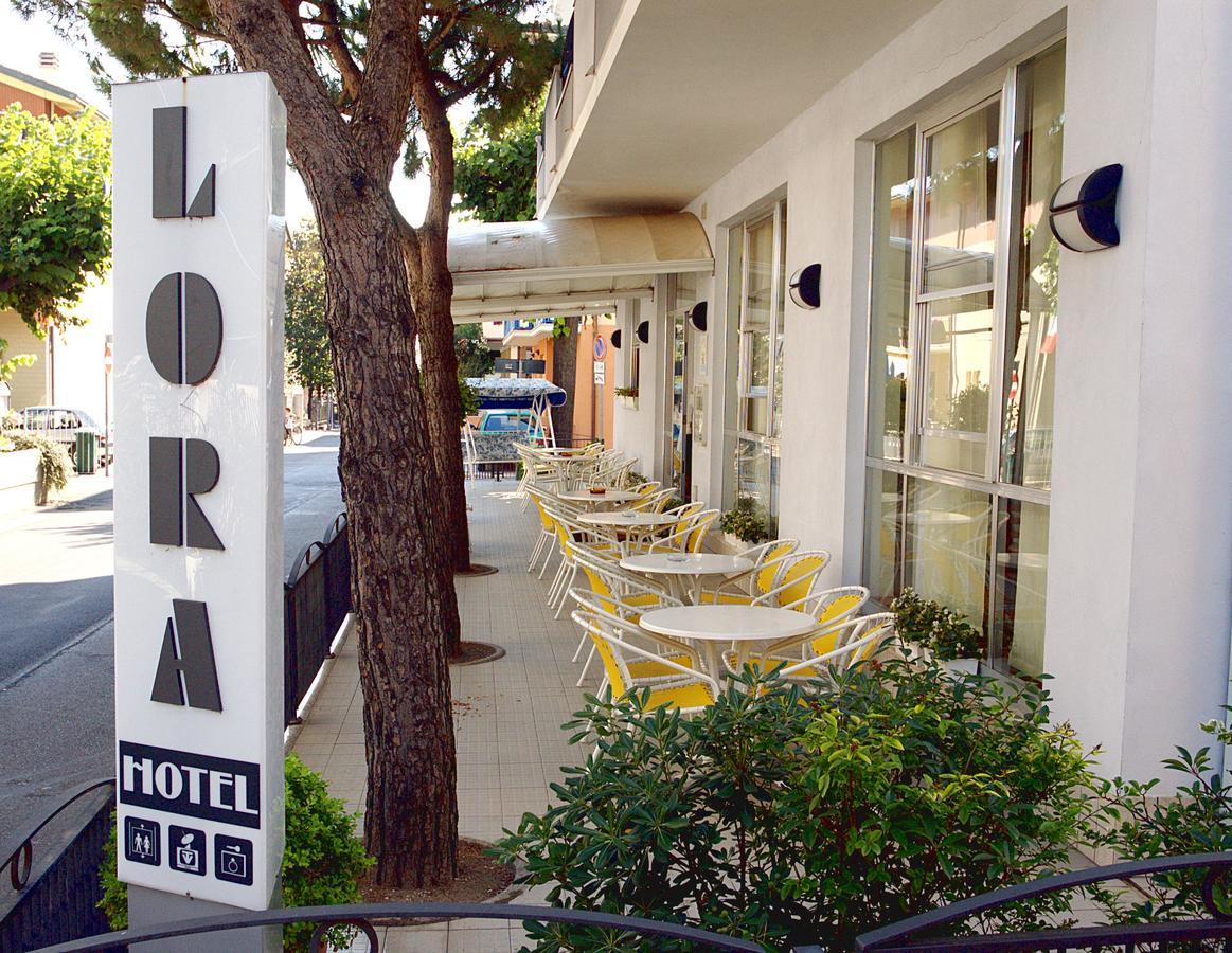 Hotel Lora Rimini Dış mekan fotoğraf