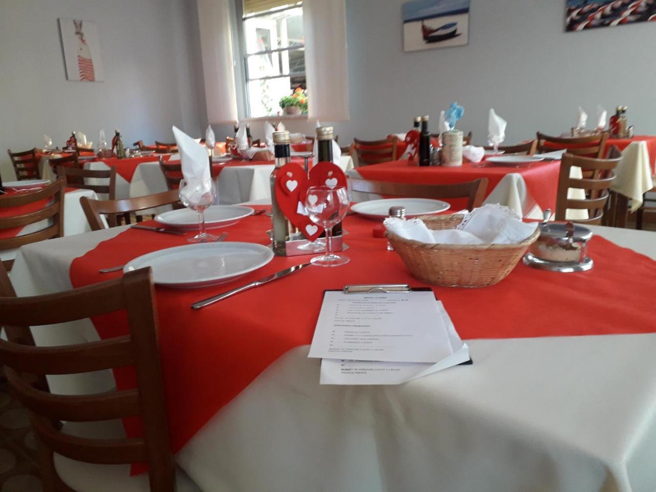 Hotel Lora Rimini Dış mekan fotoğraf